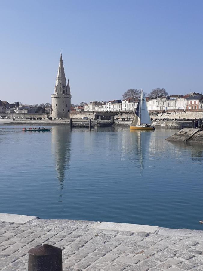 Hotel Les Gens De Mer La Rochelle Exterior photo