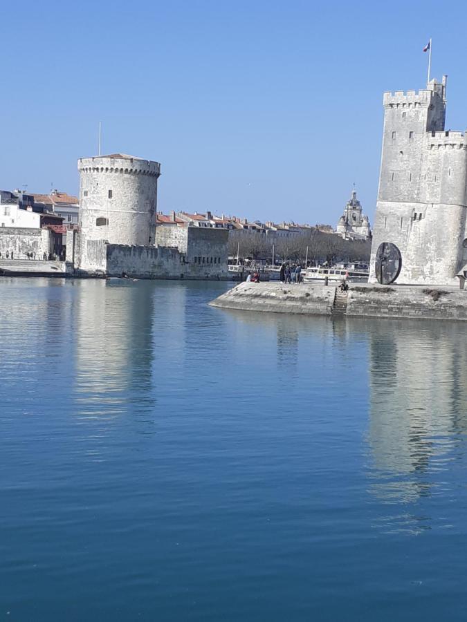 Hotel Les Gens De Mer La Rochelle Exterior photo